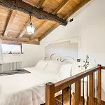 Vivi Luxury * Comano (Tuscany)