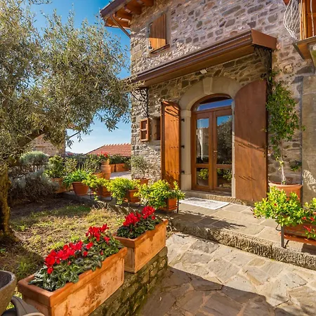 Vivi Luxury Comano (Tuscany)