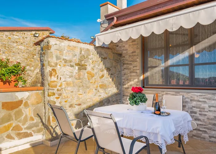 Vivi Luxury * Comano (Tuscany)
