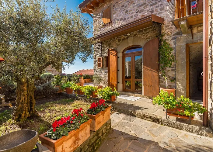 Vivi Luxury Comano (Tuscany)