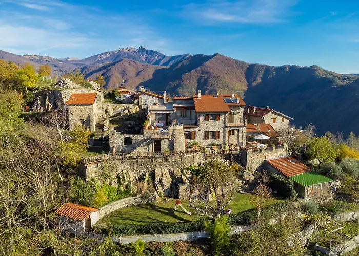 Semesterbostad Vivi Luxury Comano (Tuscany)
